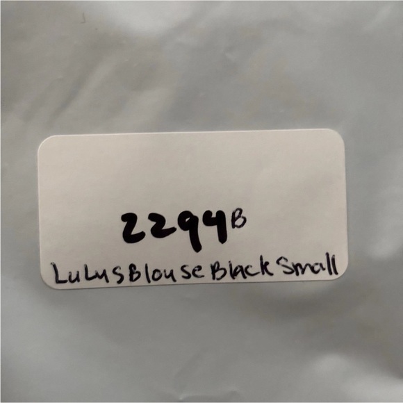 Lulus Satin Short Sleeve Crop Top Women’s Small Black Casual V Neck Shirt Blouse - Picture 8 of 8